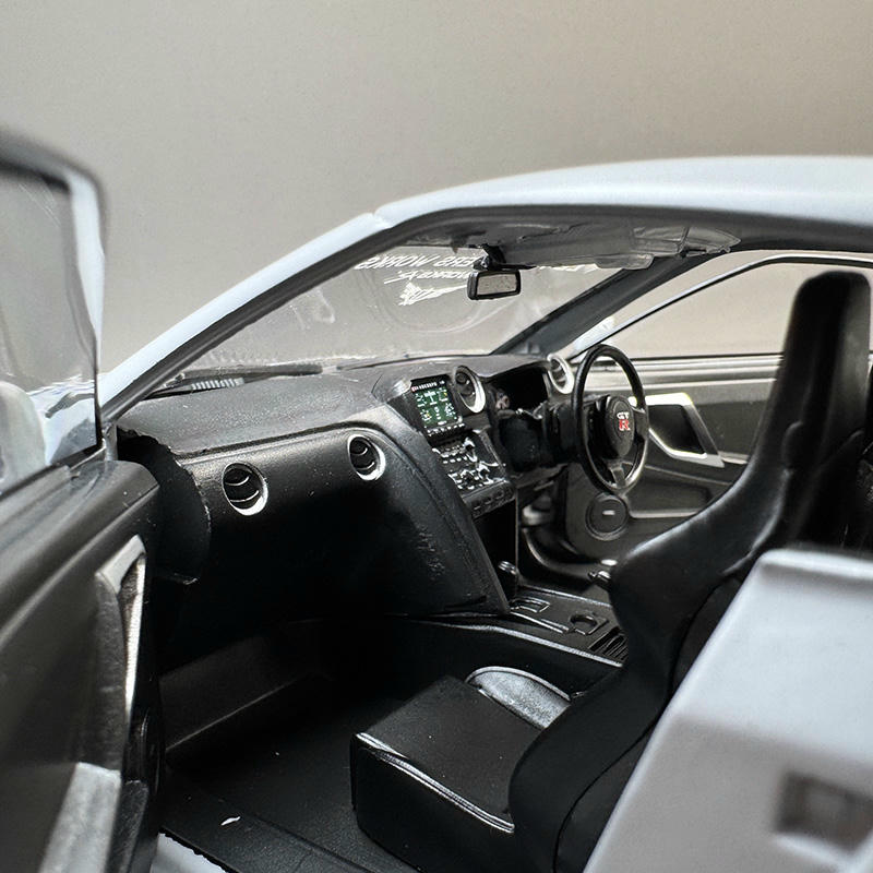 Solido 1:18 Nissan GT-R (R35) Alloy Model Car