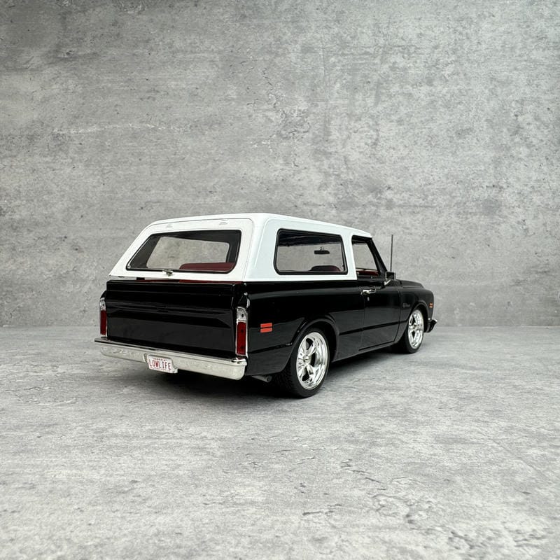 ACME 1972 Chevrolet Blazer Custom 1:18 Alloy Diecast Model Car