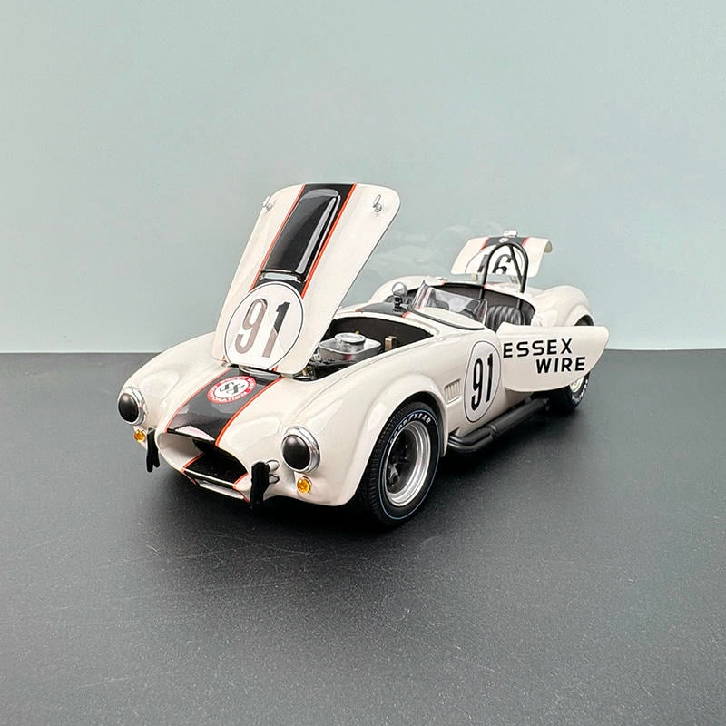 1:18 Shelby Cobra 427 S/C Diecast Model – White No. 91 Collector’s Edition