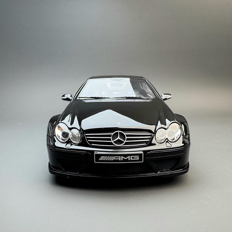 OTTO 1:18 Mercedes-AMG C209 CLK DTM – YX car model