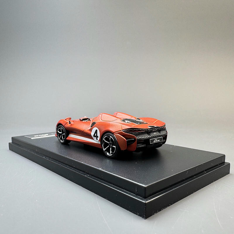 LCD Model 1:64 McLaren ELVA Diecast Car – YX car model
