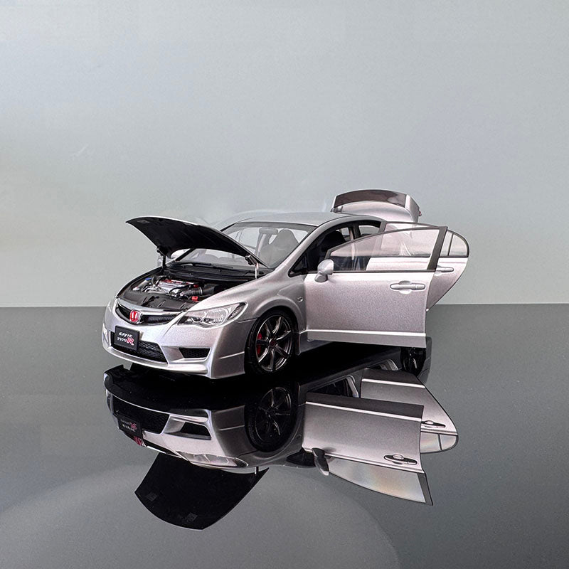 Honda Civic Type R FD2 Motorhelix  Diecast Model – 1/18 Scale (Blue/Silver) Limited Edition