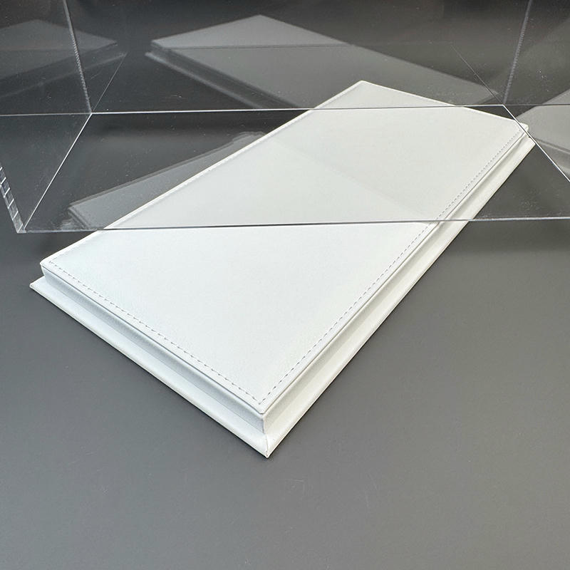 1:18 Display Box + Premium Base