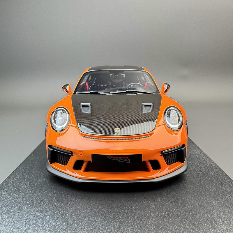 GT Spirit 1:18 Porsche 911 (991.2) GT3 RS — CLDC044 Resin Model