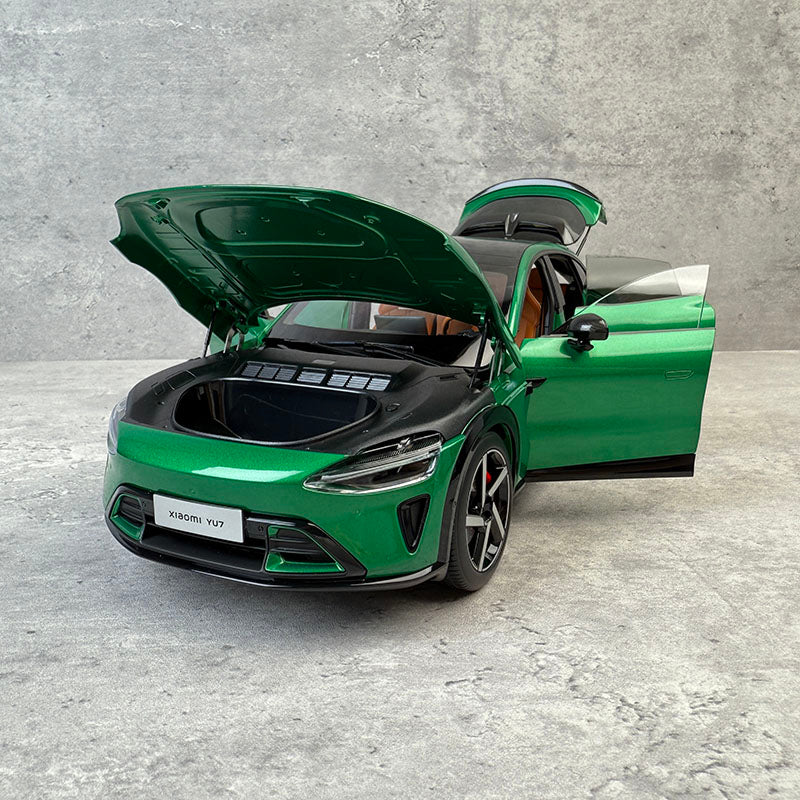 Xiaomi YU7 Alloy Model – 1:18 Scale