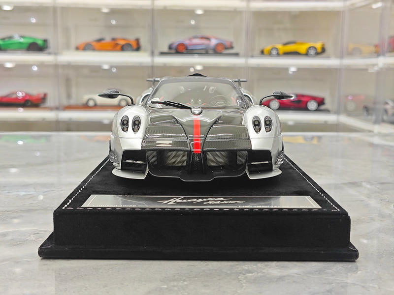 HH Model Pagani Huayra Roadster Limited Edition 1:18 Resin Model Car