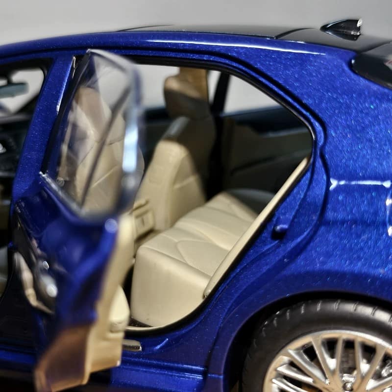 oem Licensed Toyota Camry (XV70) Hybrid Sport 2018–2021 1:18 Diecast Model