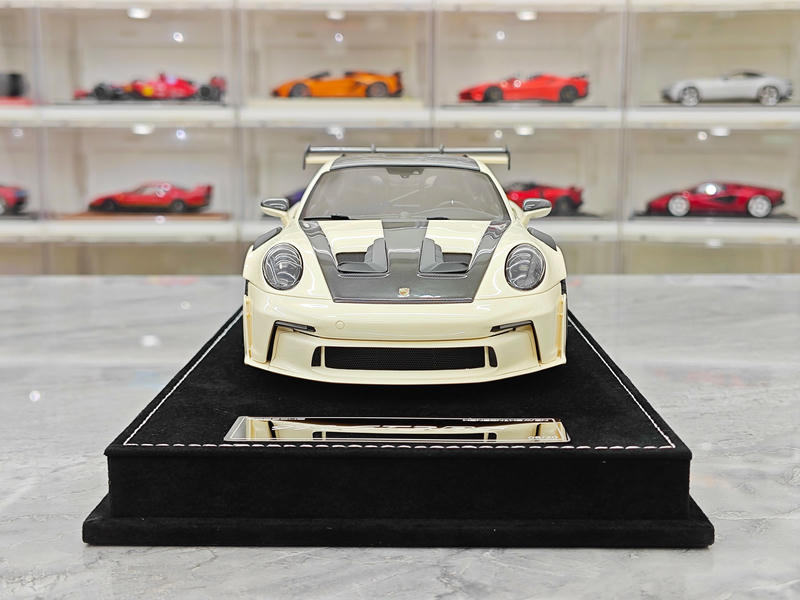 HH Model Porsche 992.1 GT3 RS 1:18 Resin Model Car