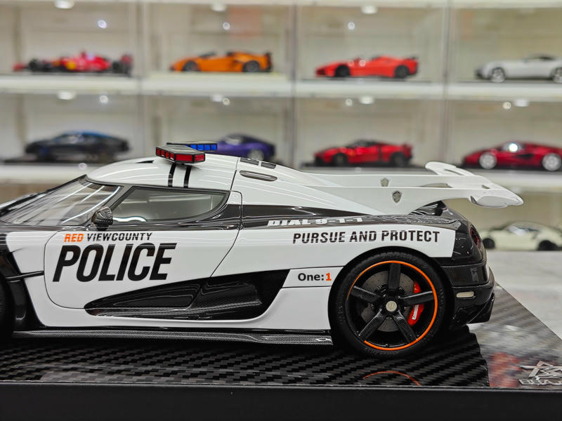 BBA Koenigsegg One 1:18 Resin Model Car