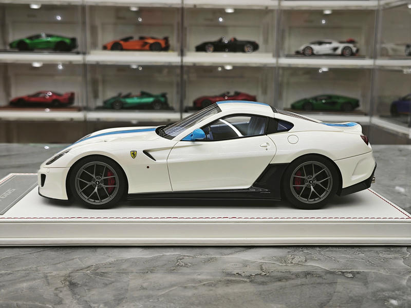 Dino Model 1:18 Ferrari 599 GTO Resin Model