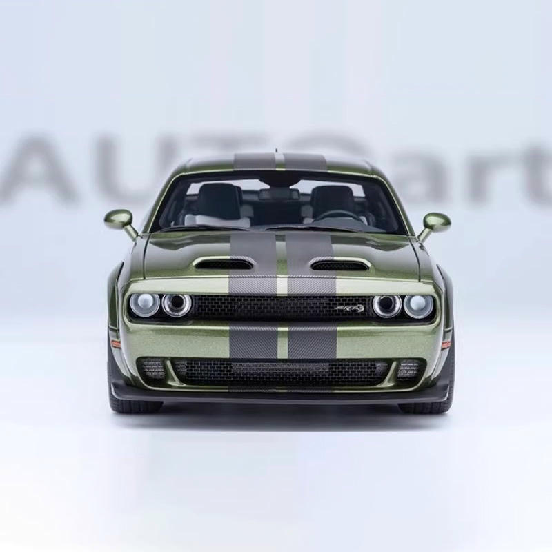 AUTOart 1:18 Dodge Challenger SRT 2023 Alloy Diecast Model