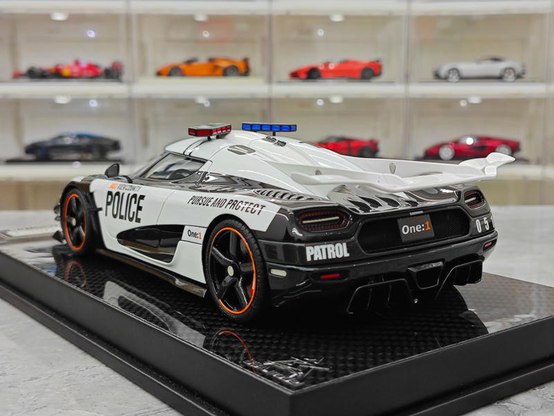 BBA Koenigsegg One 1:18 Resin Model Car