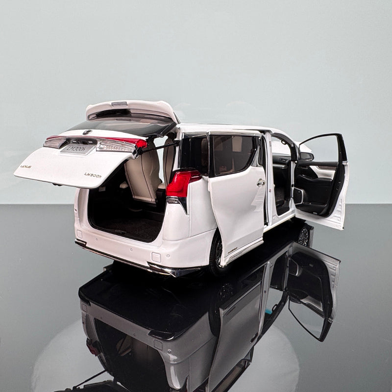 Lexus LM300H LM Nanny/Business Car 1:18 Diecast Model – Premium Collectible