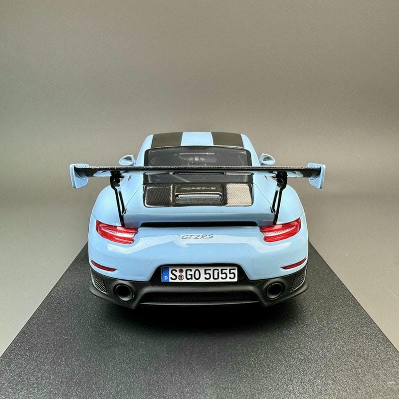 GT Spirit 1:18 Porsche 911 GT2 RS Resin Model Car（CLDC027）