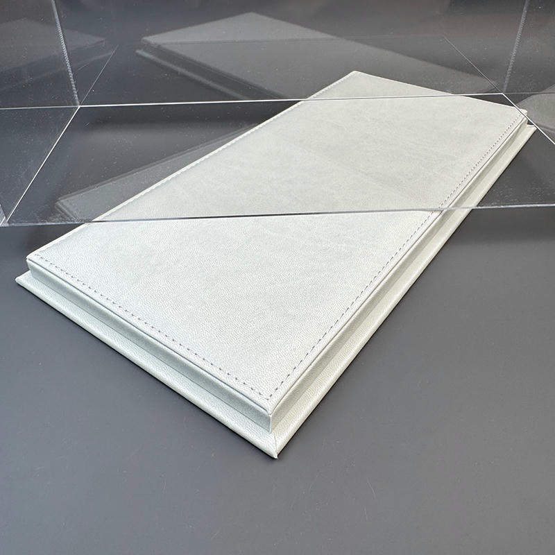 1:18 Display Box + Premium Base