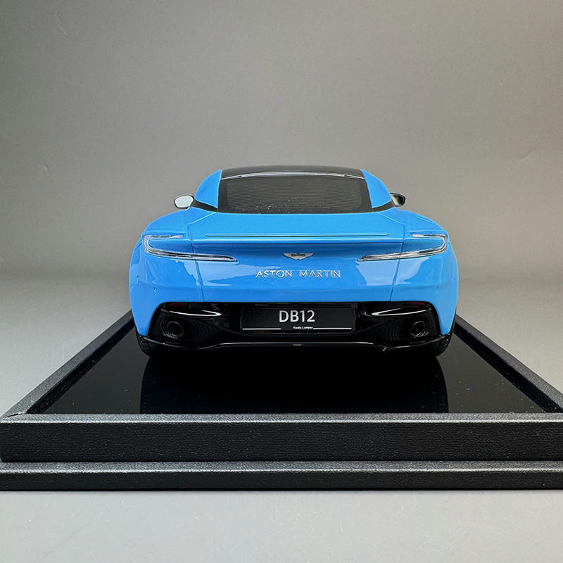 MotorHelix 1:18 Aston Martin DB12 Coupe Resin Model Car