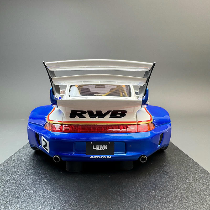 GT Spirit 1:18 Porsche 911 (993) RWB × Liberty Walk Resin Model