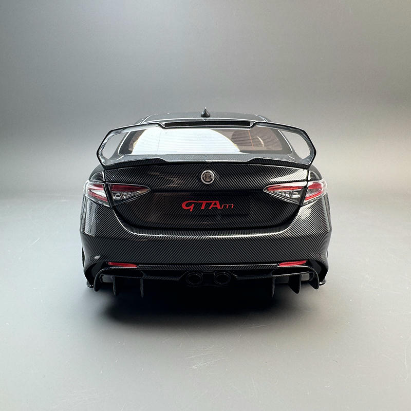 MotorHelix 1:18 Alfa Romeo Giulia GTAm Alloy Diecast Model