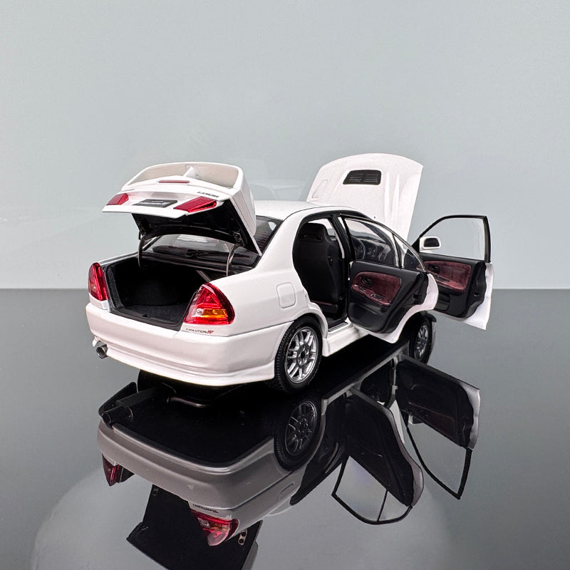 Mitsubishi Lancer Evolution IV Diecast Model – 1:18 Limited Edition 