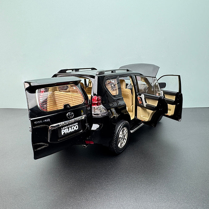 Toyota Prado 1:18 Die-Cast Alloy Model with Full Opening Panels