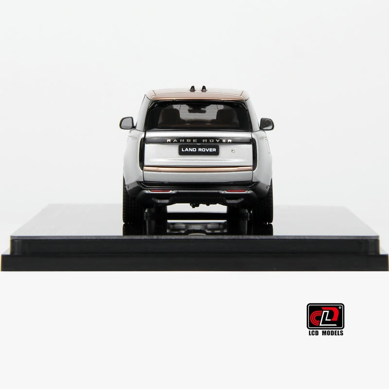 Pre-Order LCD 1:43 Range Rover Silver Alloy Full-Open Model – Acrylic Display & Transparent Sunroof