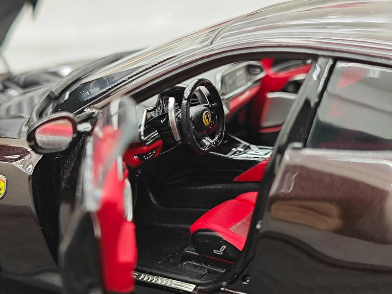 BBR Ferrari Purosangue Black Roof 1:43 Diecast Model Car