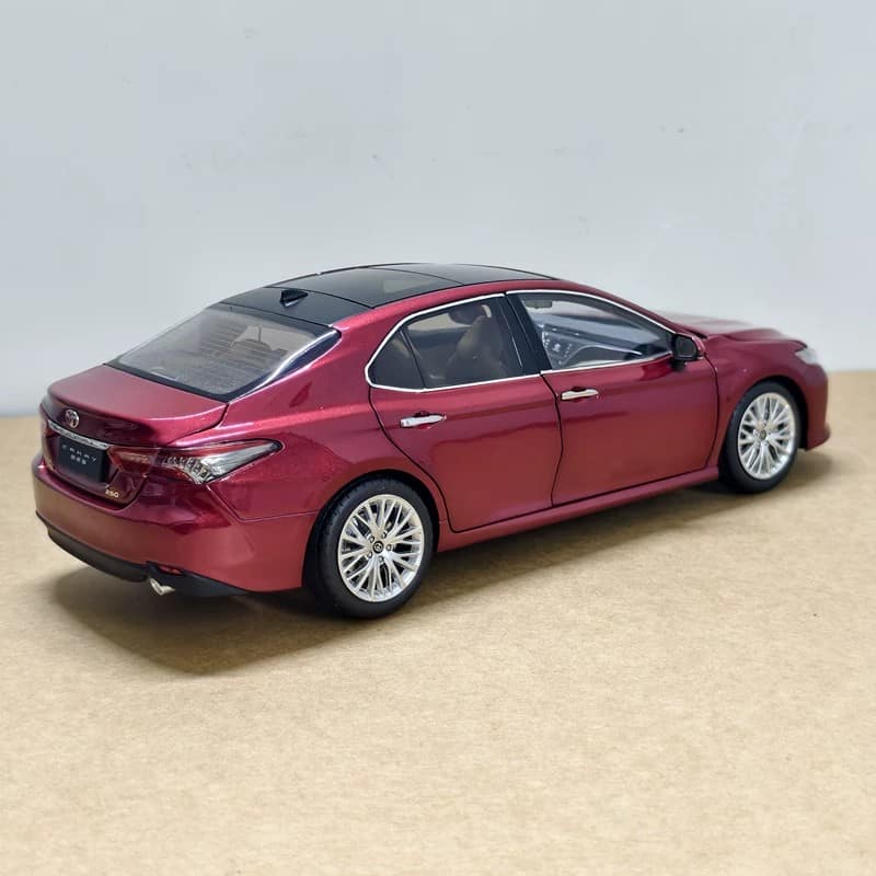 oem Licensed Toyota Camry (XV70) Hybrid Sport 2018–2021 1:18 Diecast Model