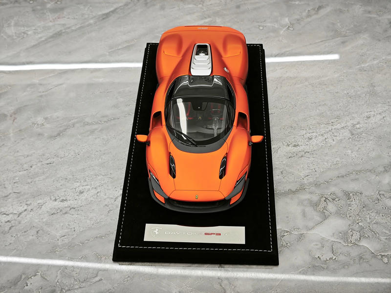 Zigzag Youngster 1:18 Ferrari Daytona SP3 Resin Model