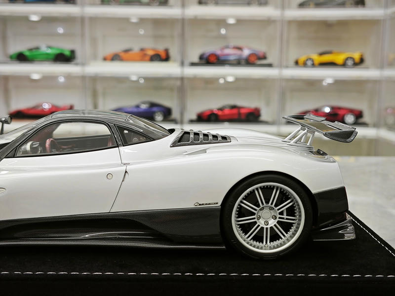 HH Model Pagani Zonda F 1:18 Resin Model Car
