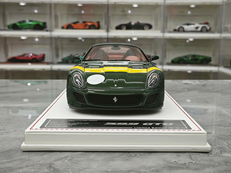 Dino Model 1:18 Ferrari 599 GTO Resin Model