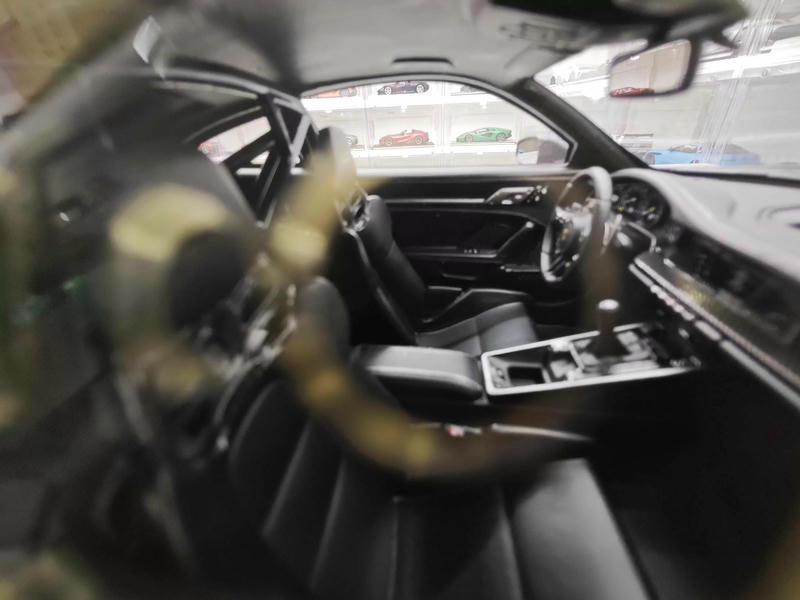 VIP Model 1:18 Porsche 911 GT3 RS Manthey Racing Resin Model