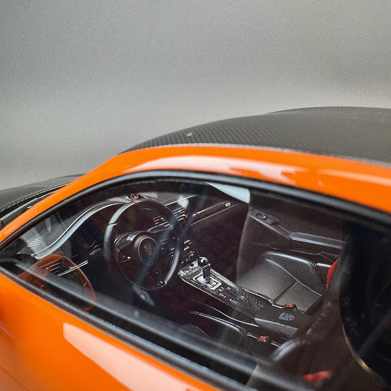 GT Spirit 1:18 Porsche 911 (991.2) GT3 RS — CLDC044 Resin Model