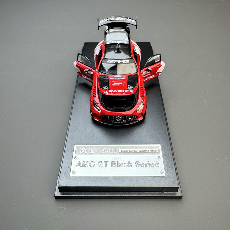 MJ Model 1:64 Mercedes-Benz AMG GT F1 Safety Car Alloy Model