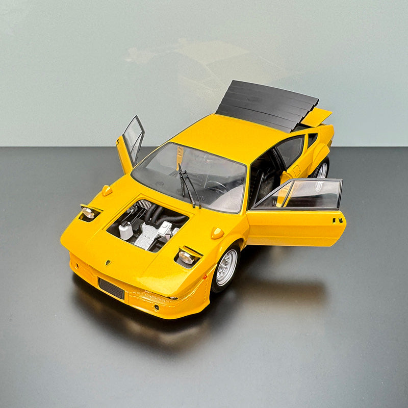 Kyosho 1:18 Lamborghini Urraco Rally Diecast Model – Collectible Replica