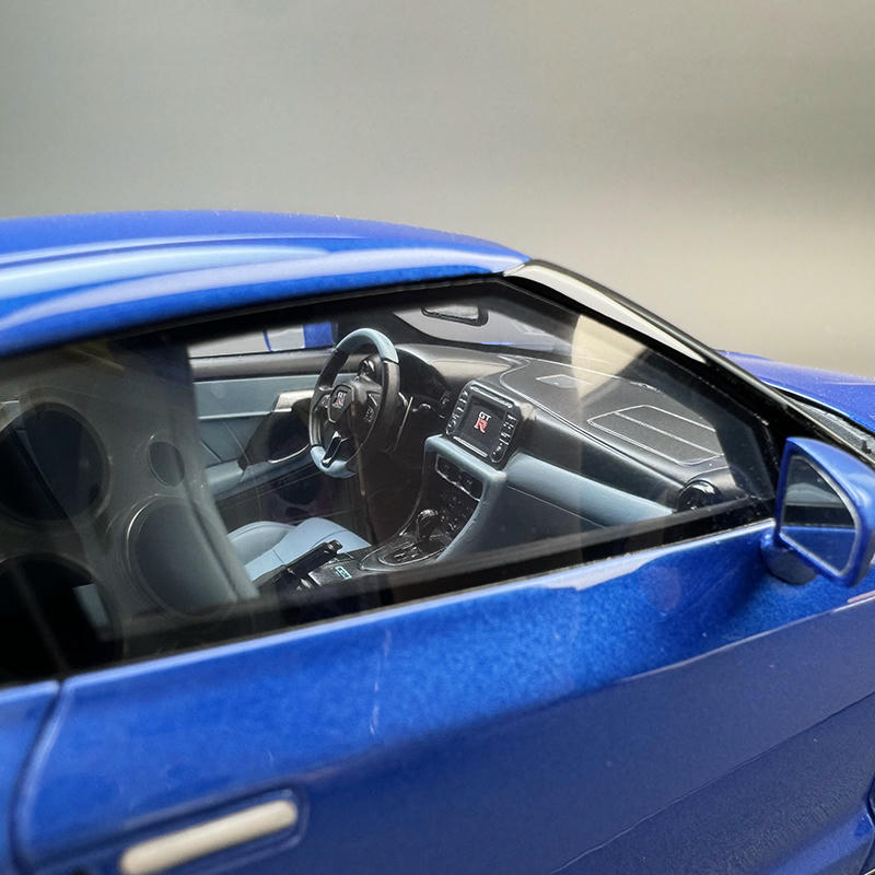 GT Spirit 1:18 Nissan GT-R R35 – GT521