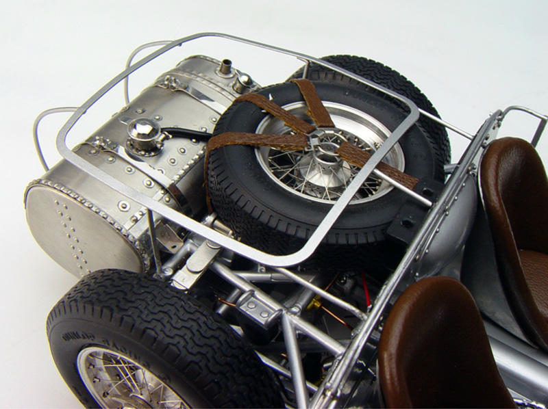 CMC 1:18 Maserati 300S “Skeleton” Edition Diecast Car Model