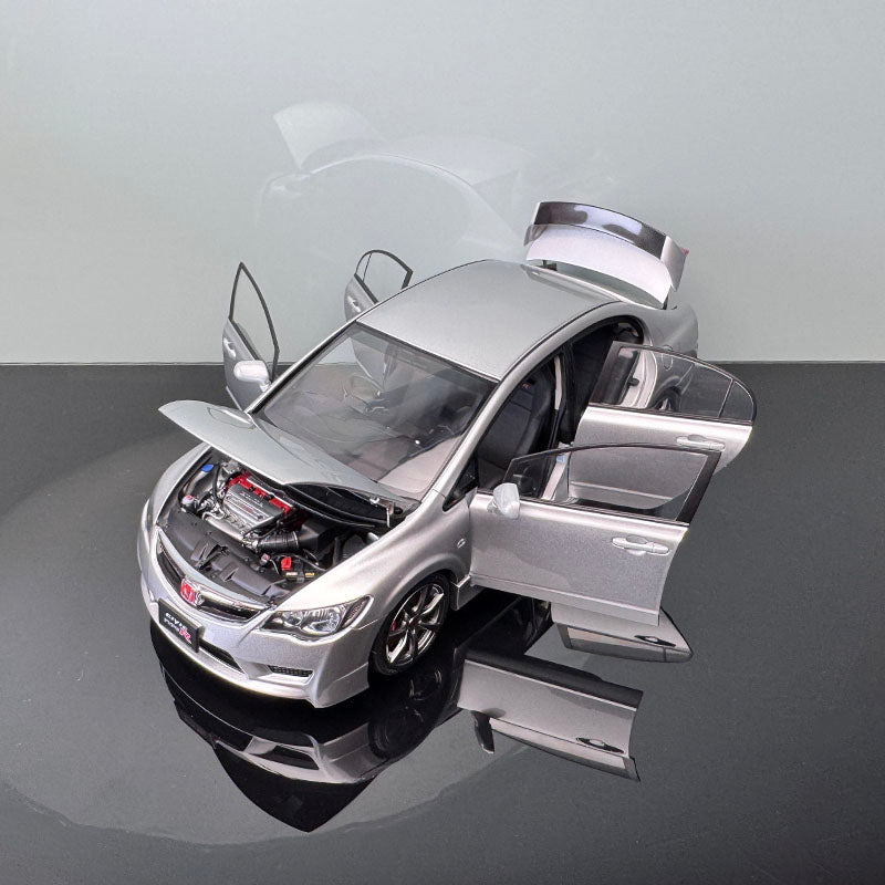 Honda Civic Type R FD2 Motorhelix  Diecast Model – 1/18 Scale (Blue/Silver) Limited Edition