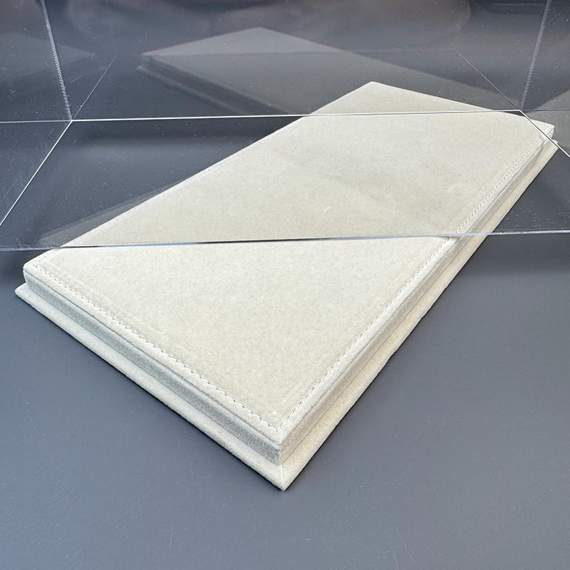 1:18 Display Box + Premium Base