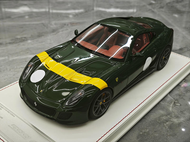 Dino Model 1:18 Ferrari 599 GTO Resin Model