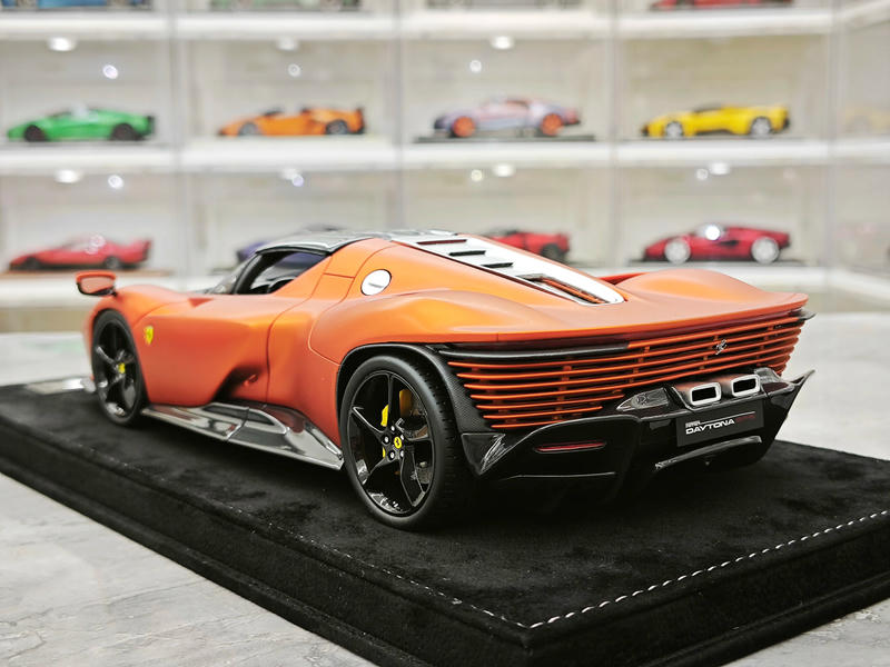 Zigzag Youngster 1:18 Ferrari Daytona SP3 Resin Model