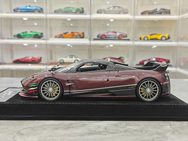 HH Model Pagani Huayra Roadster Limited Edition 1:18 Resin Model Car