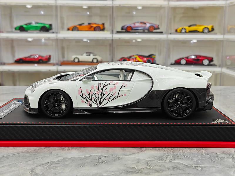 BBA 1:18 Bugatti Chiron Profilée Resin Model