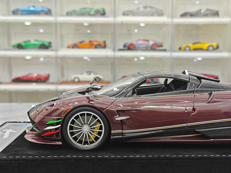 HH Model Pagani Huayra Roadster Limited Edition 1:18 Resin Model Car