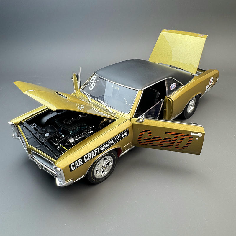 ACME 1:18 1966 Pontiac GTO Diecast Car – Gold – YX car model