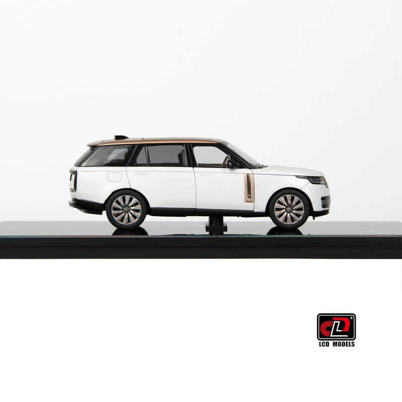 Pre-Order LCD 1:43 Range Rover White Alloy Full-Open Model – Acrylic Display & Transparent Sunroof