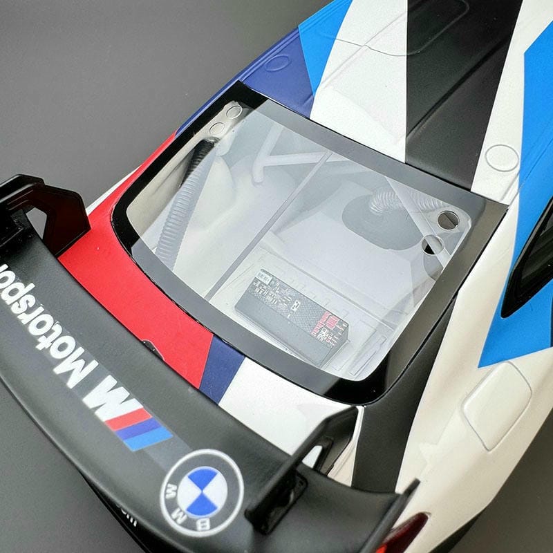 OTTO 1:18 BMW M4 GT4 Resin Model Car（OT1228）