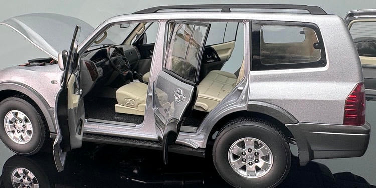 YC Model Mitsubishi Pajero V73 – 1:18 Scale Limited Edition Diecast Model
