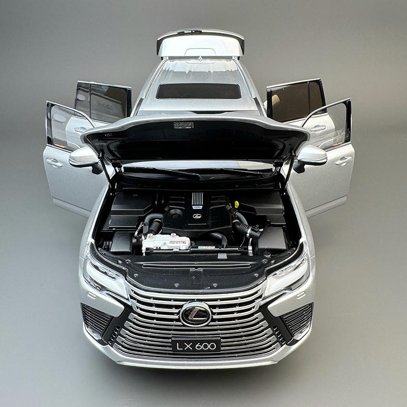 LCD Model 1:18 Lexus LX600 Diecast Car