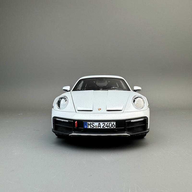 Norev 1:18 Porsche 911 Dakar 2023 Diecast Car