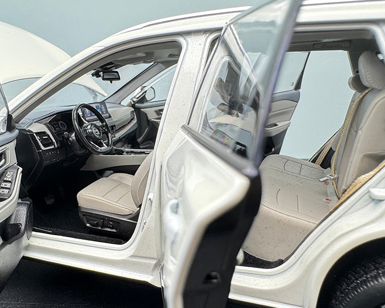 Nissan X-Trail 1:18 Alloy Diecast Model Car